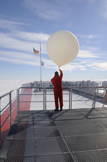 neumayer-antarctic-station-19