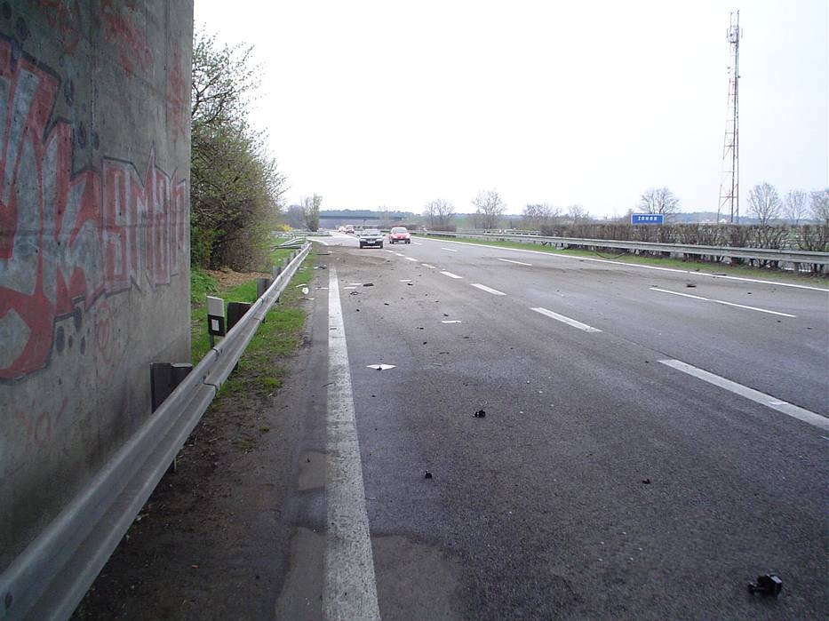 porsche-car-crash-03