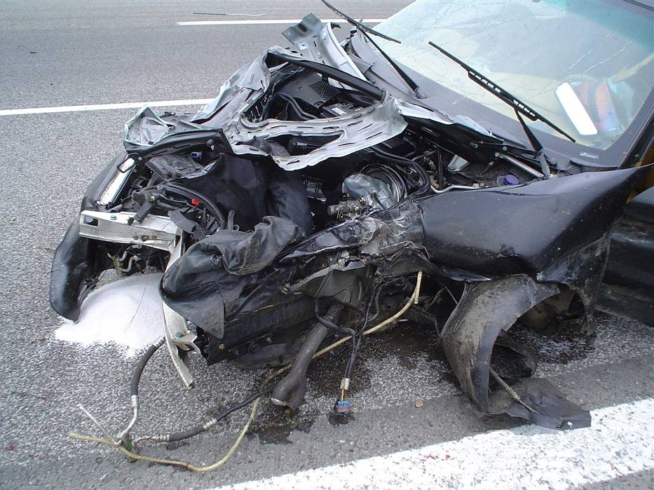 porsche-car-crash-11