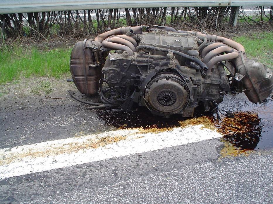 porsche-car-crash-14