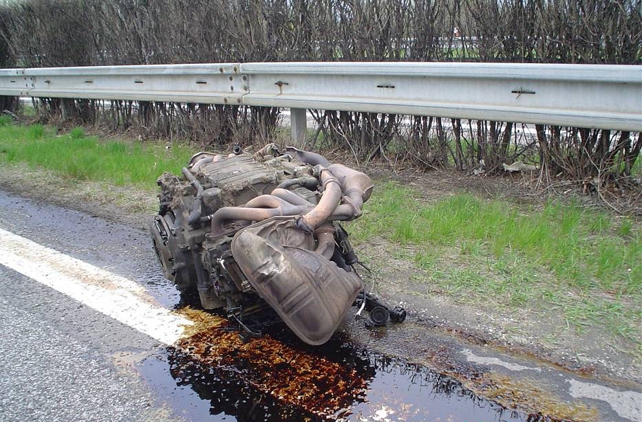 porsche-car-crash-15