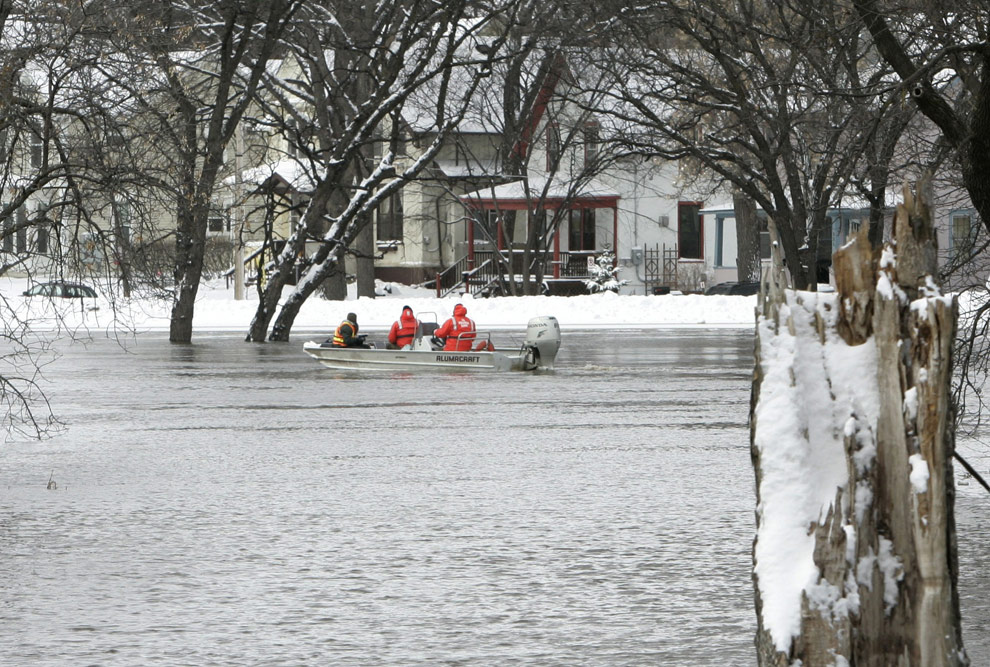 red-river-flooding-14