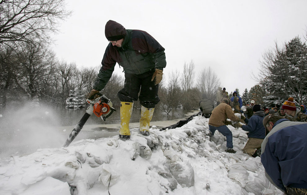 red-river-flooding-20
