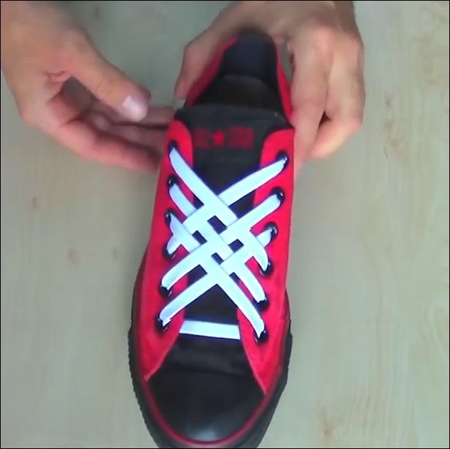 5 необычных способов завязать шнурки