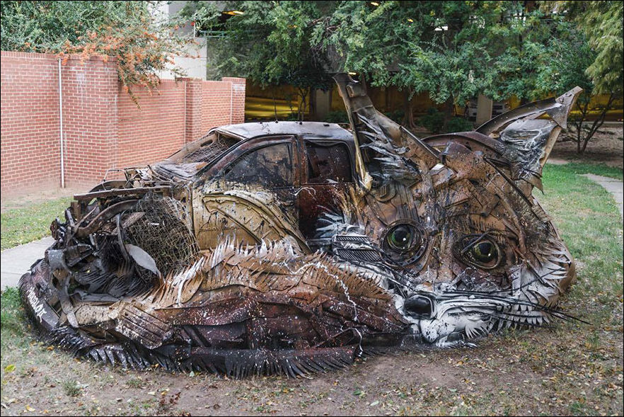 trash-animal-sculpture-004