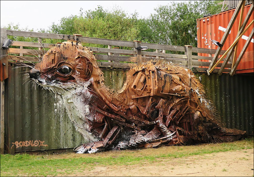trash-animal-sculpture-007